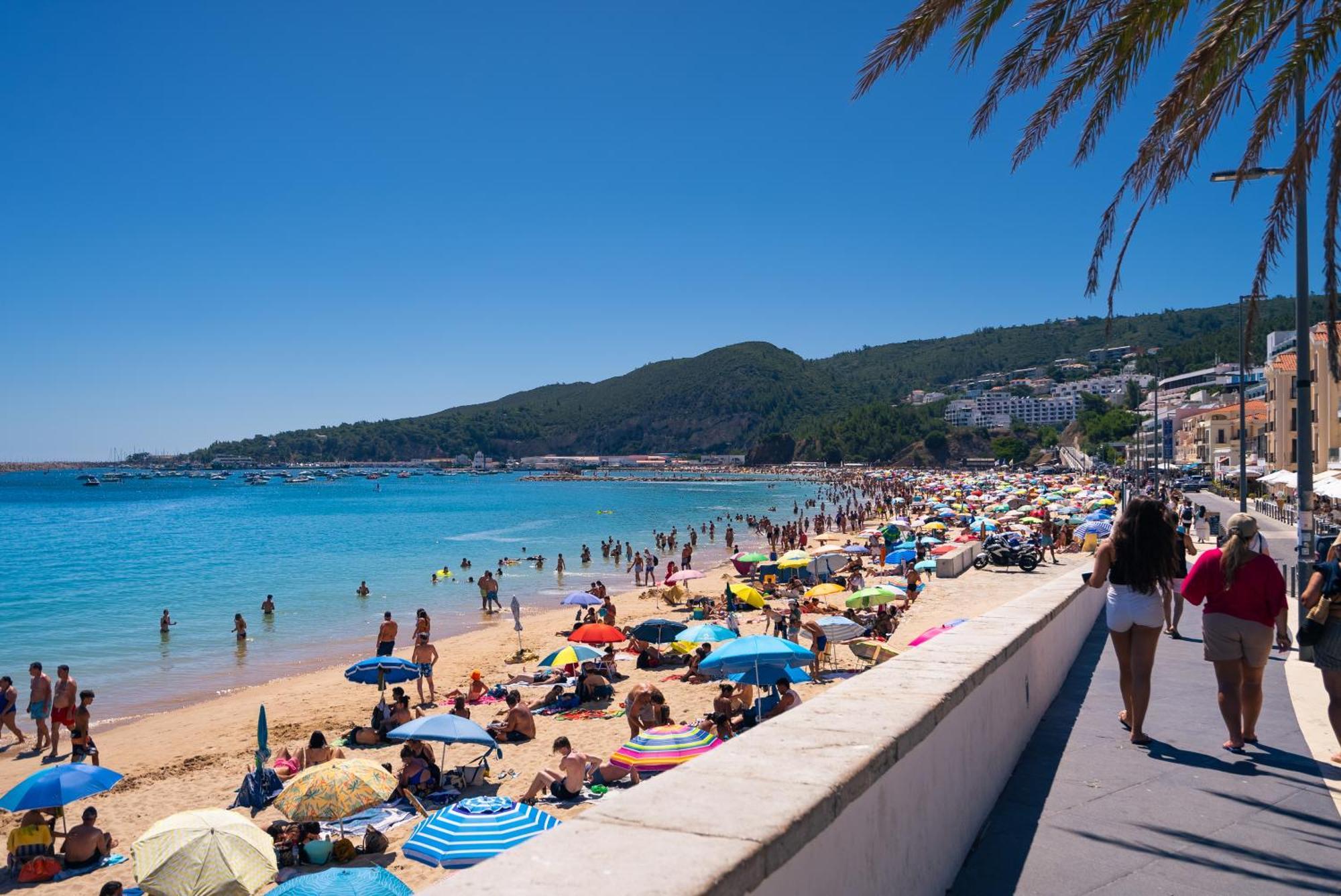 Kampaoh Sesimbra Hotel ภายนอก รูปภาพ